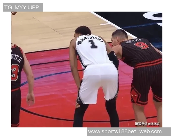 马刺未能充分挖掘文班潜力主帅战术安排遭质疑与不满 马刺未能充分挖掘文班潜力主帅战术安排遭质疑与不满